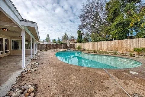 472 Timmy Ave — Photo 8