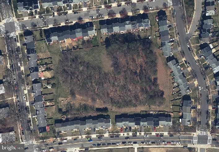 1st image of Trenton Pl SE