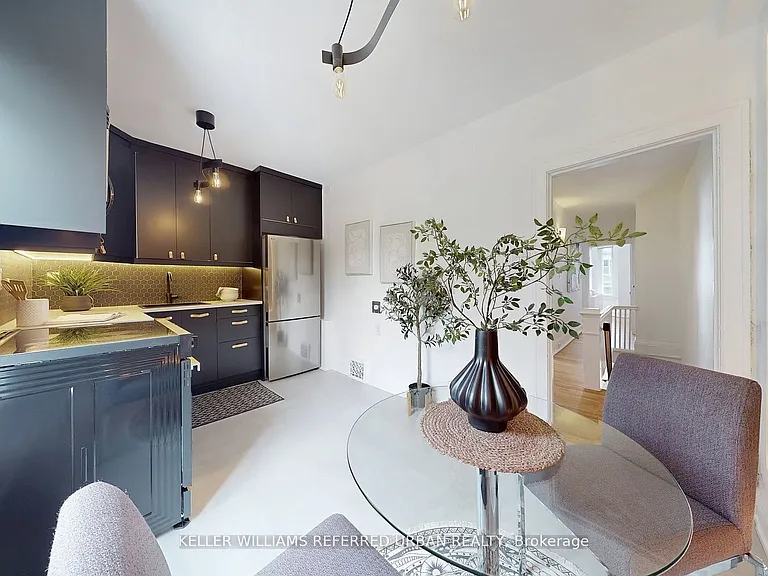 266 Highfield Rd #UPPER — Photo 10