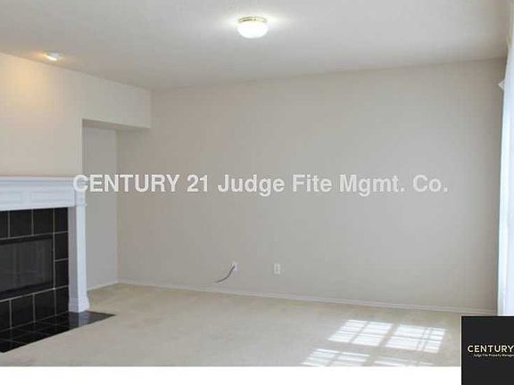 5th image of 2123 Matagorda Ln
