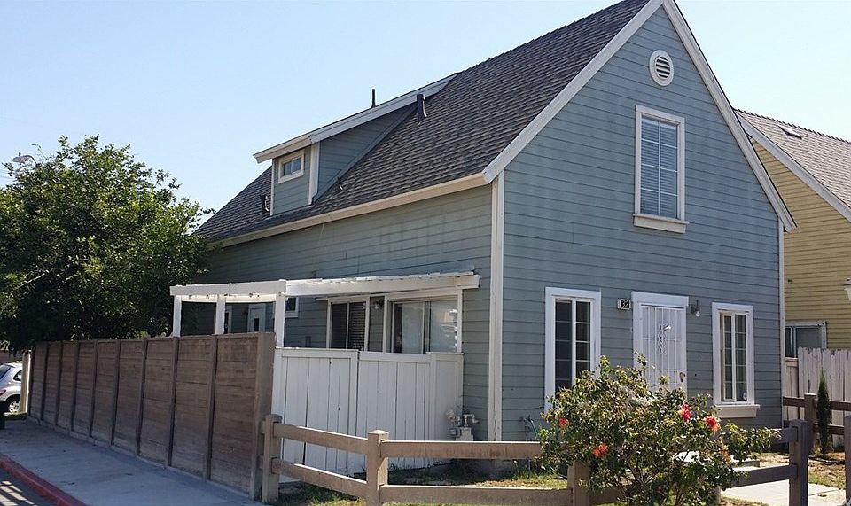 1st image of 14606 Woodland Dr Unit 32