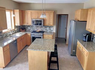 18387 Duluth St, Farmington, MN 55024