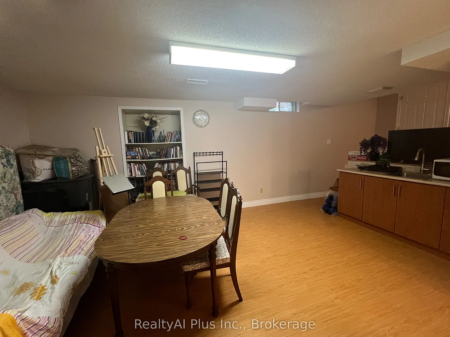 1 bed, $1,100 — Photo 4