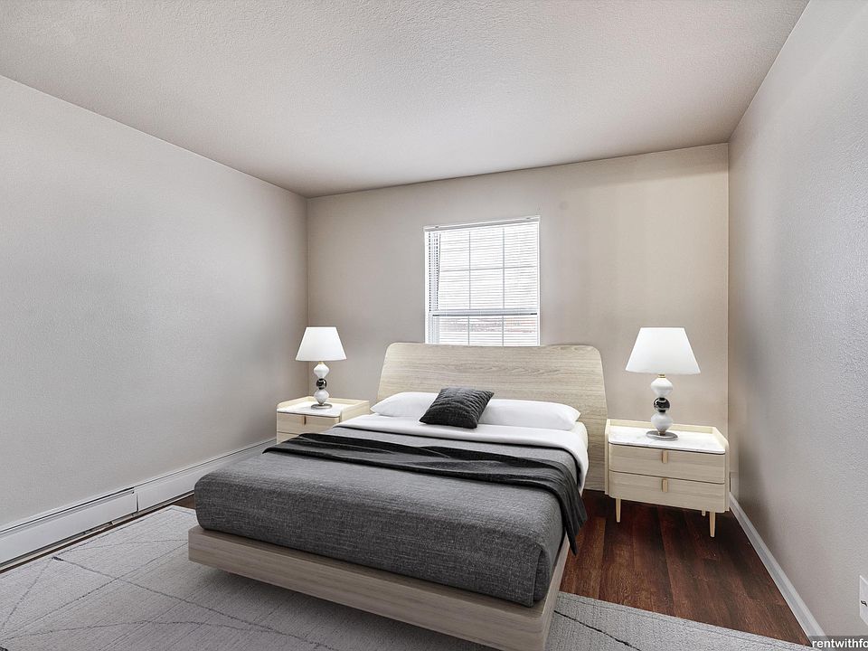 1 Bedroom Medium Flip