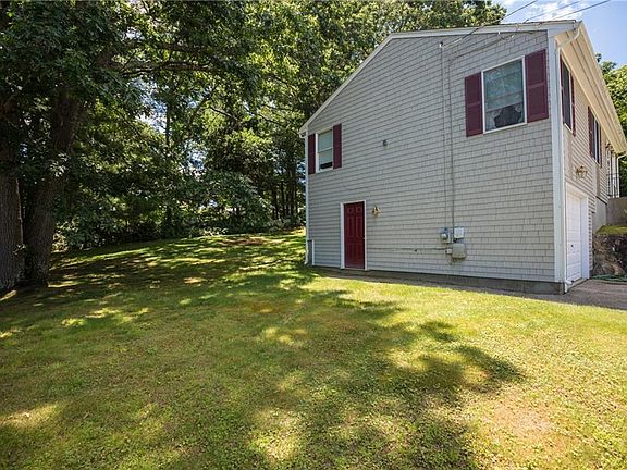 5th image of 30 Morton Ave