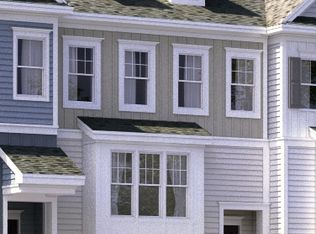 724 Edgewater Ridge Ct, Apex, NC 27523