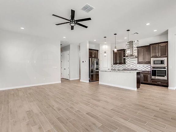 5th image of 18222 N 66th Pl