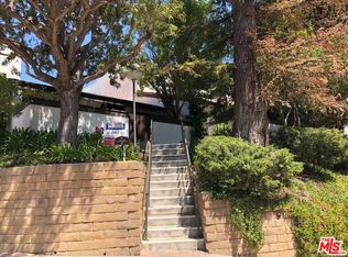 1588 Palisades Dr, Pacific Palisades, CA 90272