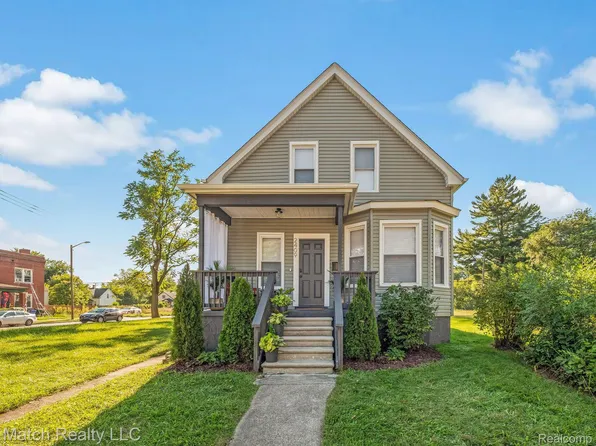 2409 Maxwell St, Detroit, MI 48214