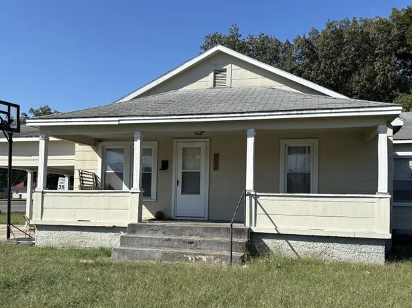 102 Lombardy Dr, East Prairie, MO 63845