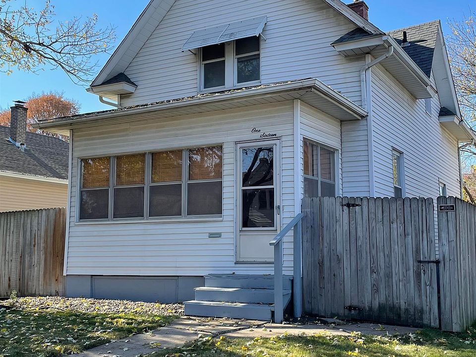 2116 N Division St, Davenport, IA 52804 | Zillow