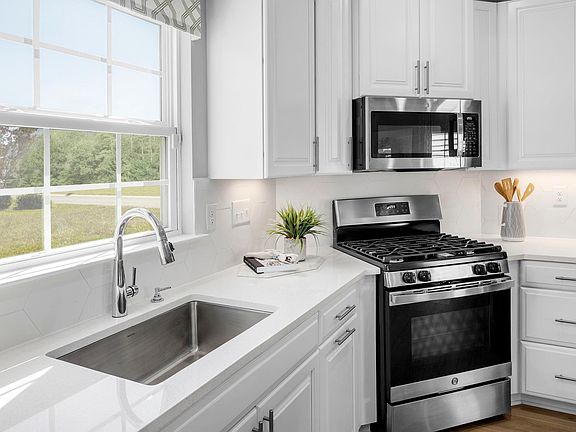 4th image of 10655 Whispering Pine Ln