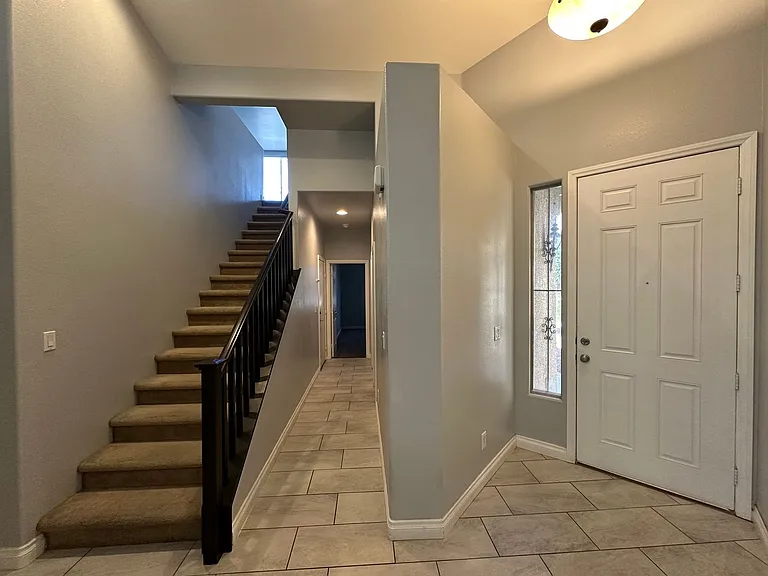 6325 Heather Creek Pl — Photo 3