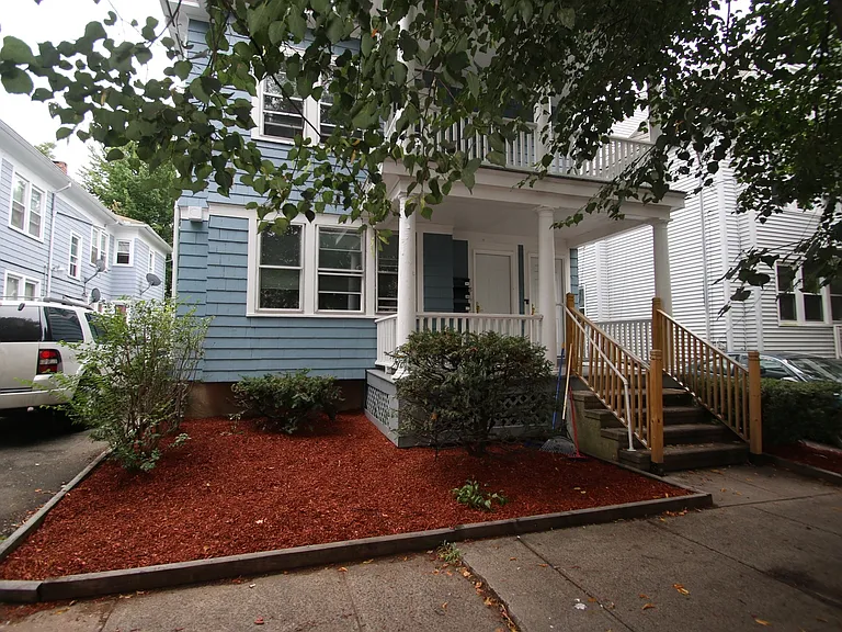 8 Harding — Photo 25