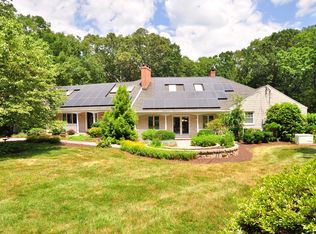 130 Red Oak Hill Rd, Farmington, CT 06032