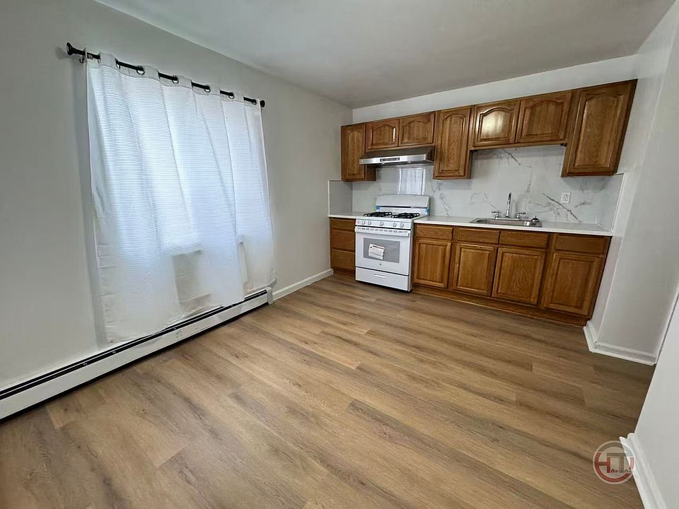 1st image of 270 Hosmer Ave #2