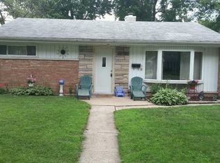 17907 Oakwood Ave, Lansing, IL 60438