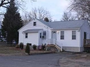 32 Cianci Ave, Plainville, CT 06062