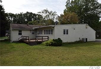 3rd image of 458 Youngwood Dr