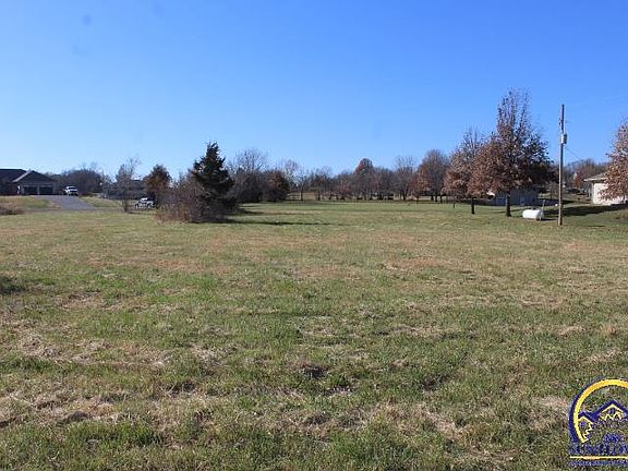 4th image of 9776 Sunny Ct