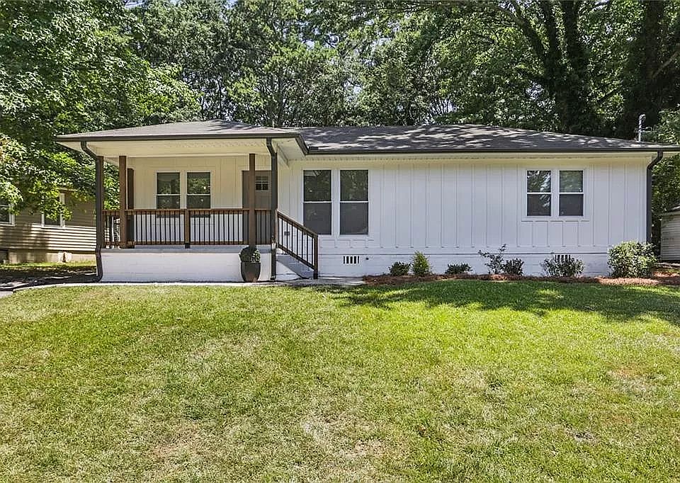 1st image of 2491 Glendale Cir SE