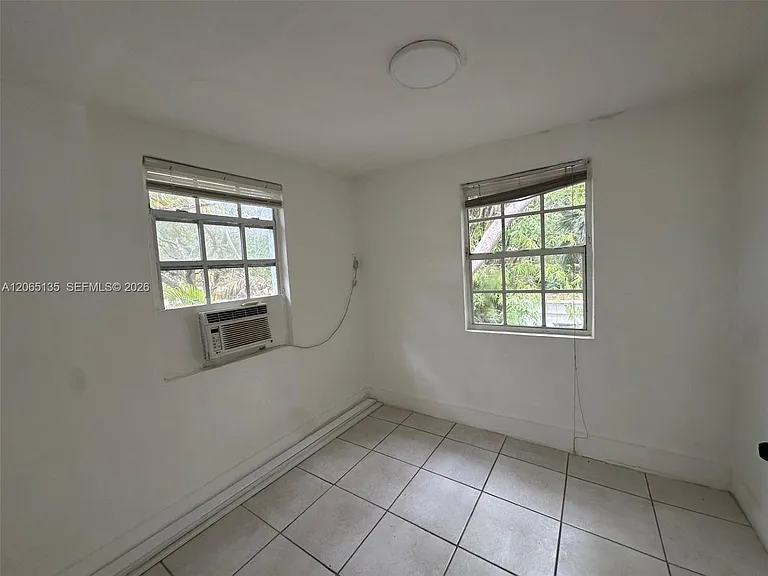 553 NE 65th St #2 — Photo 6