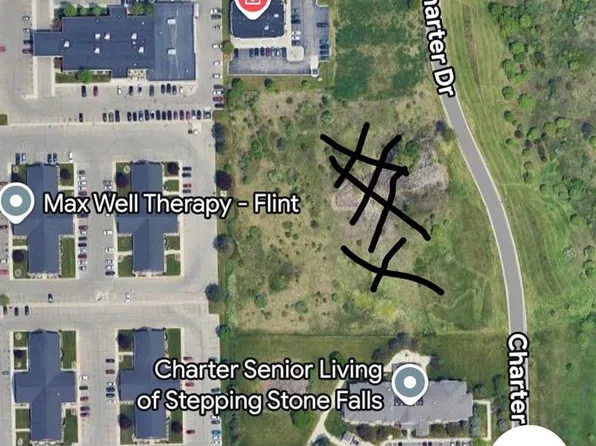 2 Charter Dr, Flint, MI 48532