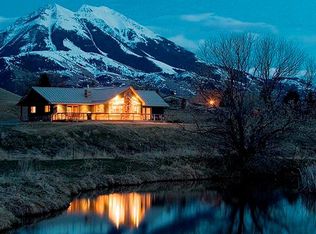 29 Emigrant Meadows Rd, Emigrant, MT 59027