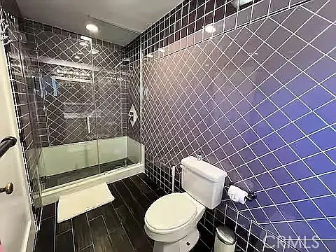 2597 Dearborn Dr — Photo 20
