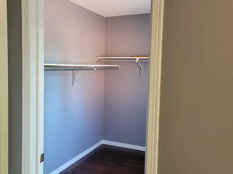 3784 Forest Bluff Cres — Photo 22