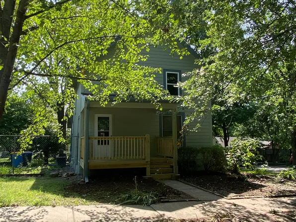 5945 Charlotte St, Kansas City, MO 64110