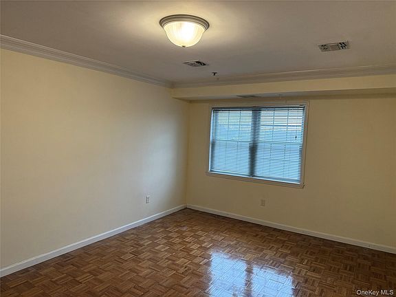 5th image of 3 Cross St Unit 304