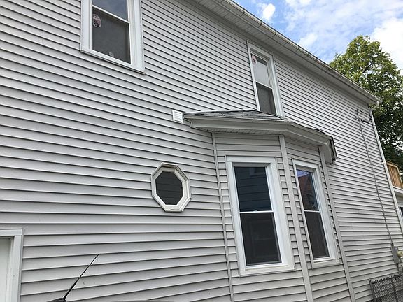 2nd image of 25 Norman Ave