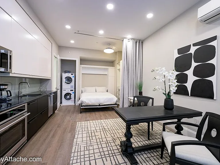 1521 Corcoran St NW #2 — Photo 8