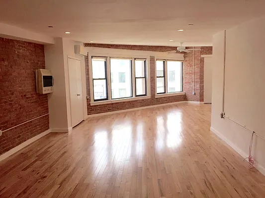 Rented by David Zar, LREB | media 20