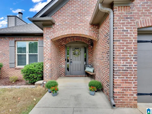 2091 Shamrock Ln, Moody, AL 35004