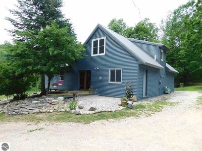 3757 Rapid City Rd NW, Rapid City, MI, 49676