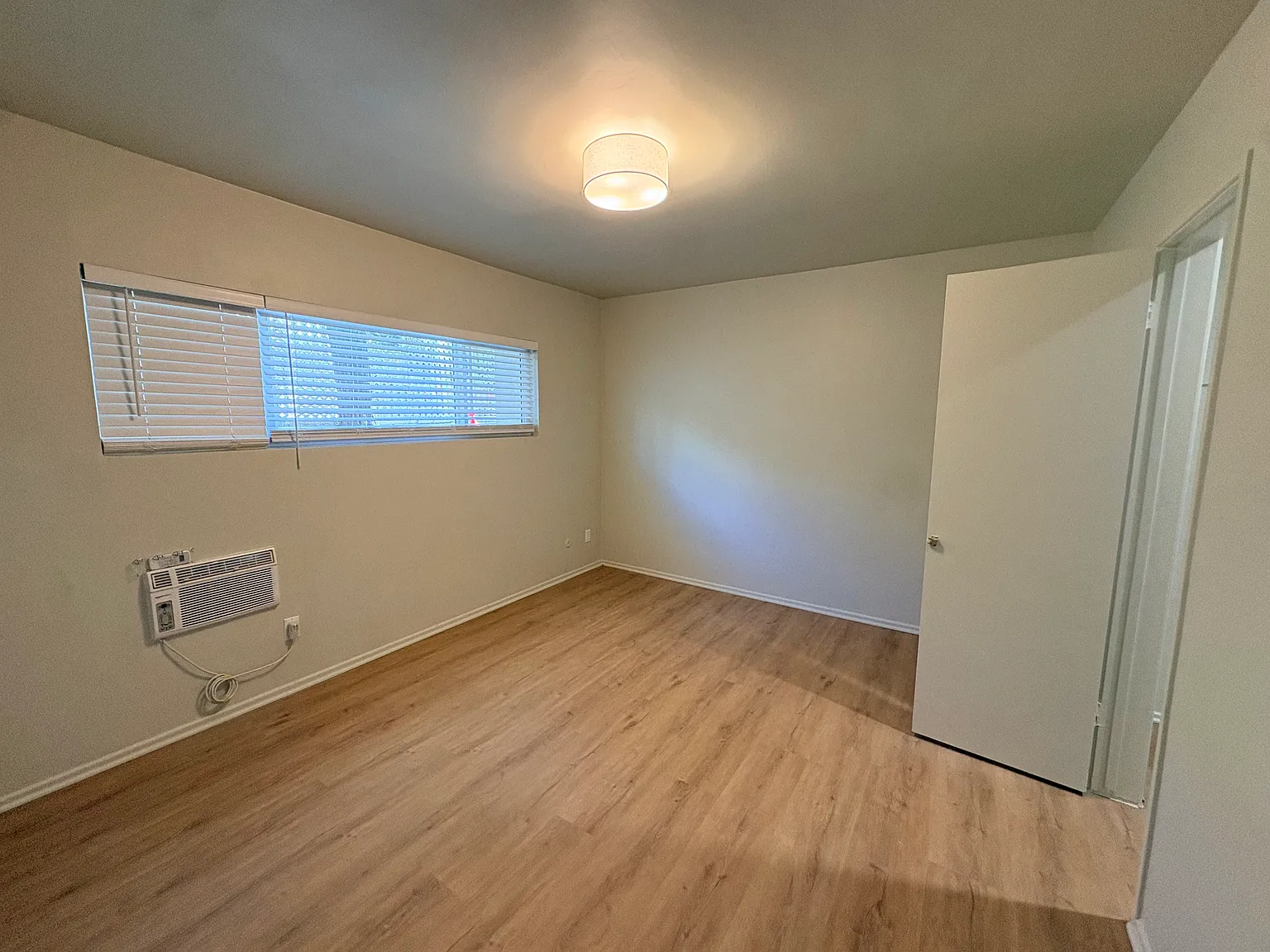 1 bed, $1,995 — Photo 4