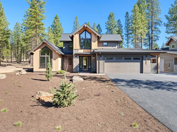 56457 Elk Run Dr #33, Bend, OR 97707