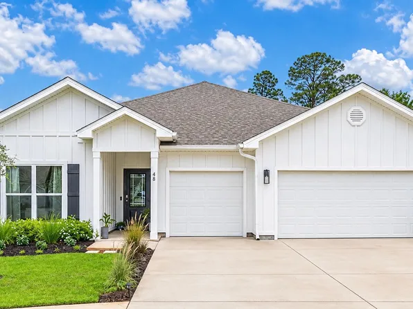 48 Hammock Cir, Freeport, FL 32439