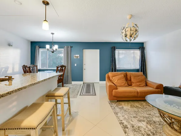 3100 Springdale Boulevard #314, Palm Springs, FL 33461