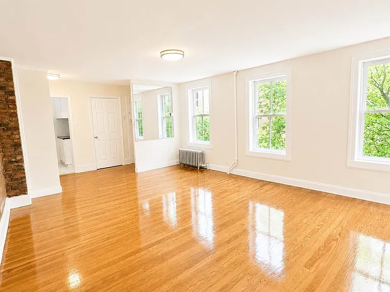 58 Jane St #2 — Photo 1