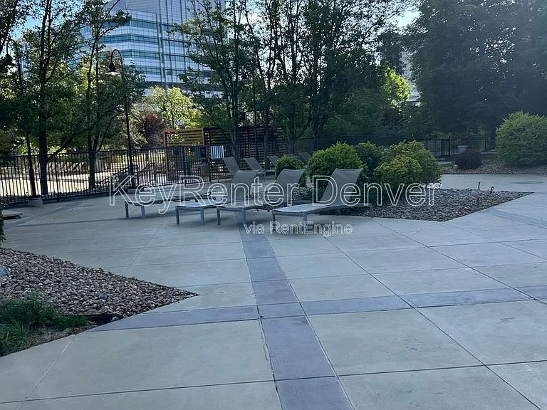 1201 Galapago St #94 — Photo 20