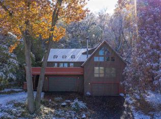 430 E Indian Ln, Edgerton, WI 53534