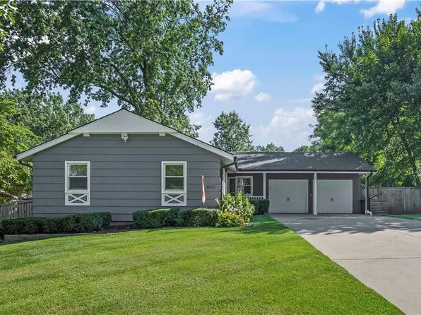 4921 W 64th Ter, Prairie Village, KS 66208