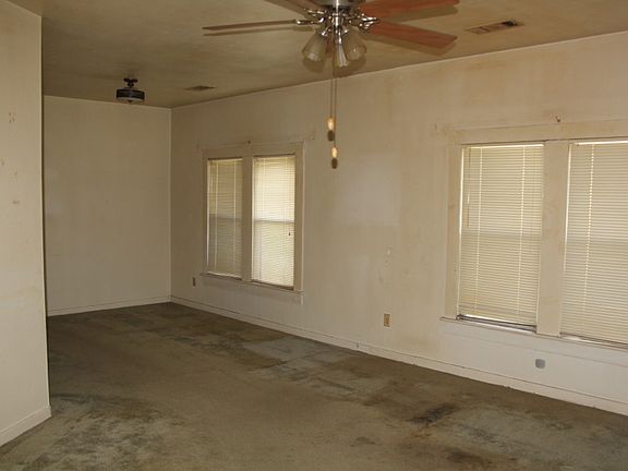 4th image of 1144 Jackson Ave