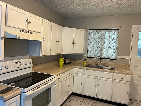 4th image of 116 W Osborne Ave