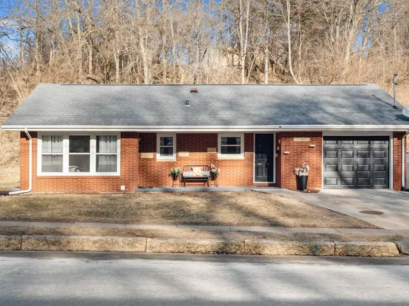 1525 Kaufmann Ave, Dubuque, IA 52001