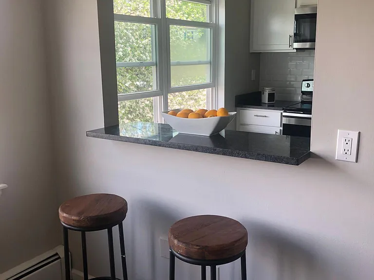 Royal Cove — Photo 16