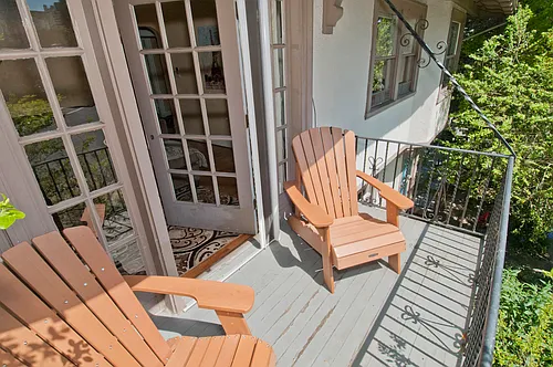 2356 NW Westover Rd #4 Photo 1